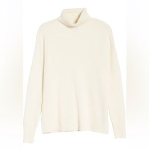 Halogen Cashmere turtleneck sweater